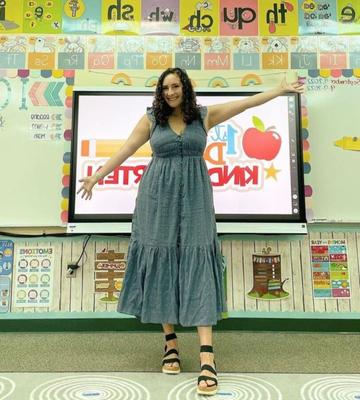 Kindergarten Teacher WebSlut