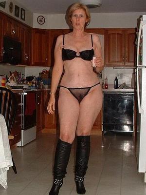 My slutty housewife is always available when I get home vol.