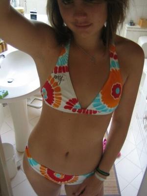 Perky Tit Teen Selfies