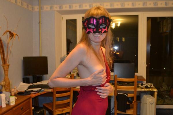 Exposed Masked Slut Xeha