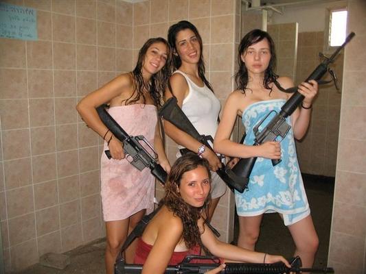 armas e meninas