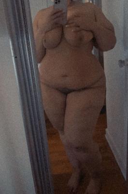 BBW Selfies