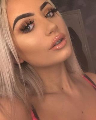 Insta Chav Cockbouncer Ella! WANK! HOMEWRECKER! ABUSE!