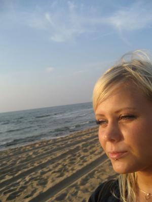 Clara, schwedische MILF am Strand