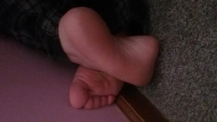 Small Set of wifes sext feet.