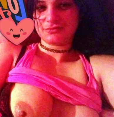 Adolescente gitana húngara mamada y sexo anal