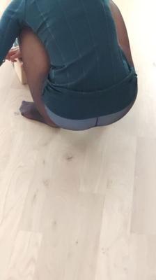 Fuckpet upskirt para casa depois do dia de compras, meia-calça