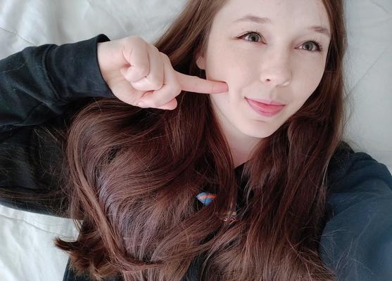 - Belle E-Girl inconnue taillée