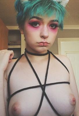 Short hair Scottish slut