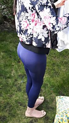 ma copine salope met du linge en legging