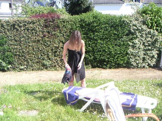 Un couple amateur partage des photos de vacances d'été