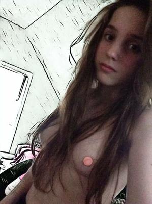 Arte selfie desnudo adolescente - PicsArt @yourbeautyart