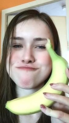 Random Banana Selfies # | Lucy