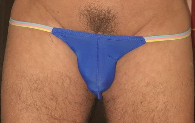 mi nuevo bikini azul