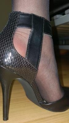 Chaussures collants à talons hauts