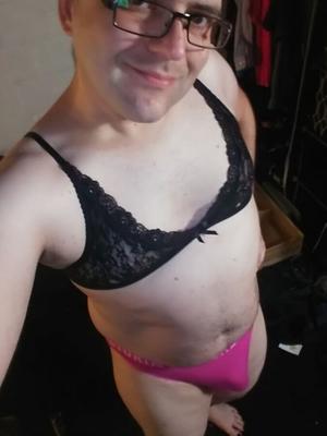 Sissy Sally Cumslut Demütigungsfotos