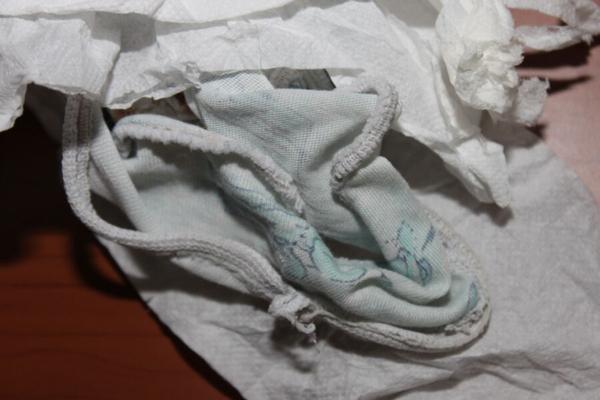 I found in bathroom  very messy panties of my wifeHQ