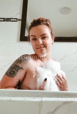 Bath time fun with ABitOfBianca onlyfans leak