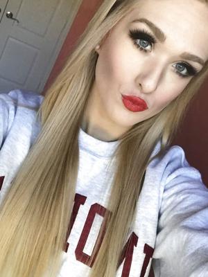 Amateur - IU Blonde Hotty Selfies {rtg}