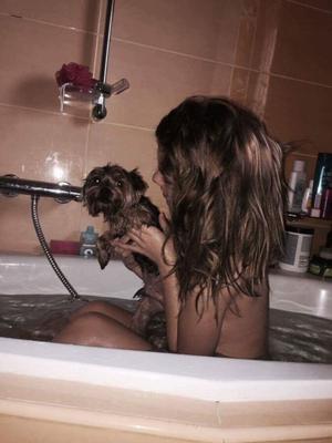 Bath with doggy ❤