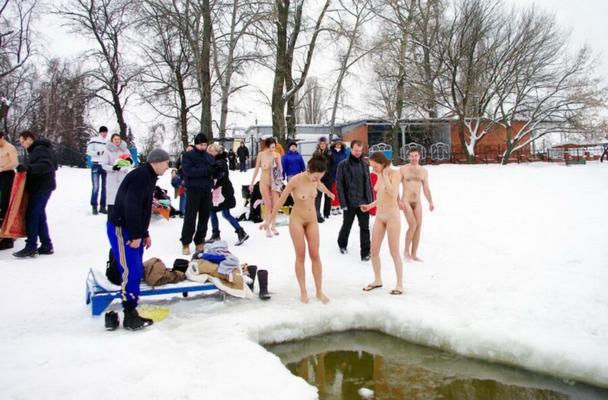 Winter-Nudisten