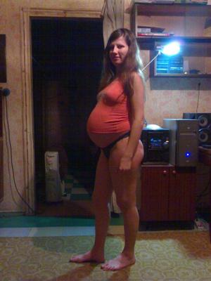 Russin, une adolescente enceinte