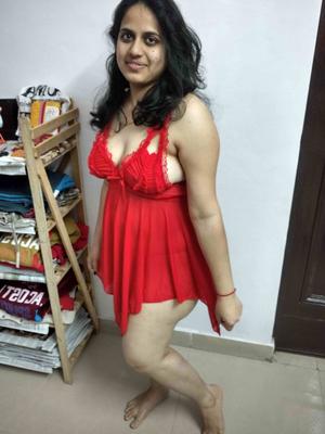 Indian chubby babe nude