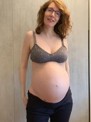 Preggo slut Aurelie