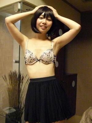 かわいい小柄な日本人ガールフレンド