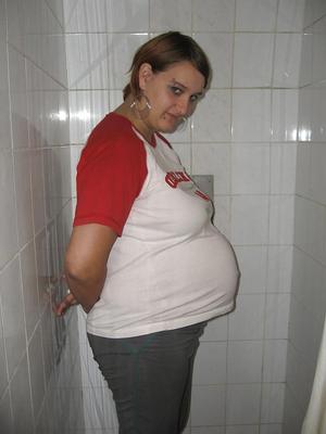 FAT PREGNANT HOUSEWIFE FROM ROMANIA