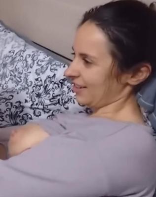 YouTube mom milk tits